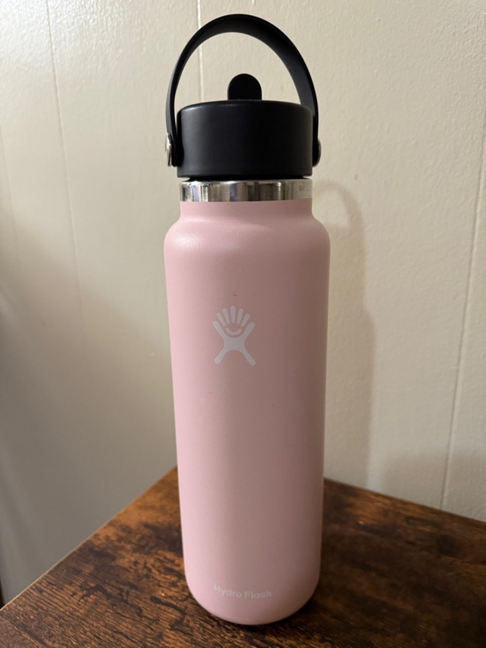 Like New! Hydro Flask Pink Bottle with Black Flex Cap and Carry Handle